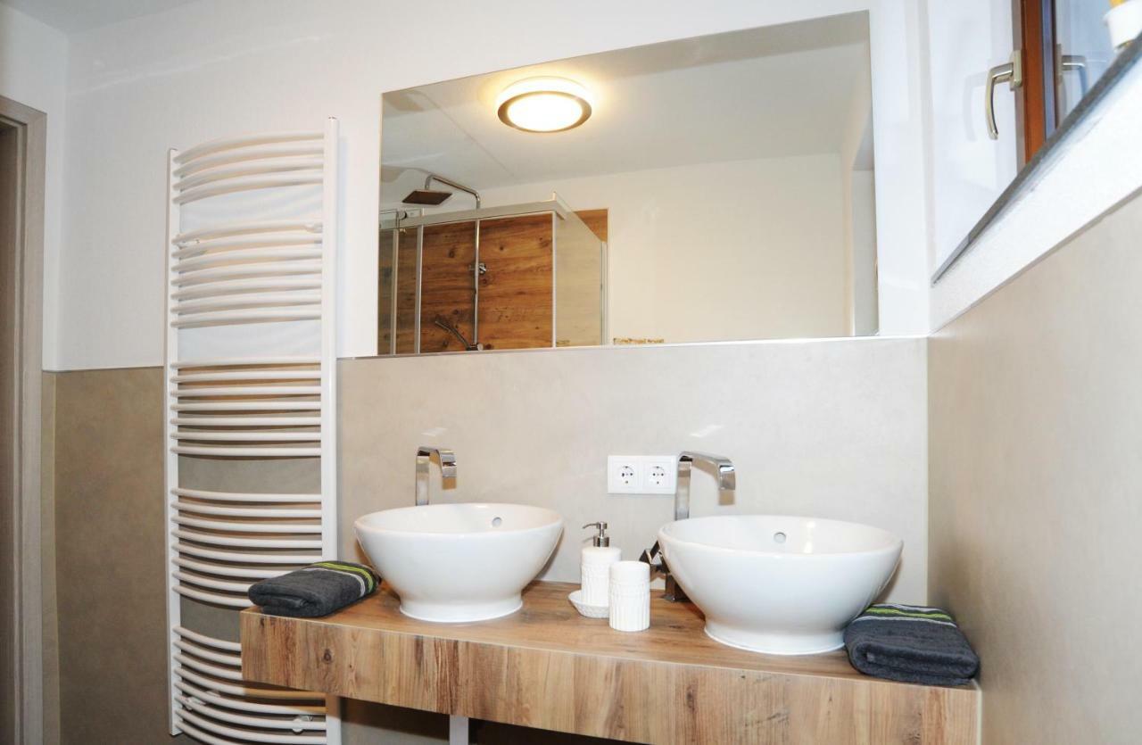 Ferienwohnung Bergler トリンス エクステリア 写真